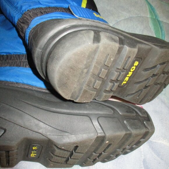 sorel children's boots sz 3 with felt liners  in great shape - Picture 4 of 5
